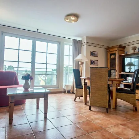 Dornbusch, Penthouse 9 *