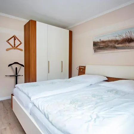 Dornbusch, Penthouse 9 アパート *