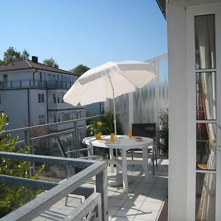 Dornbusch, Penthouse 9 アパート ビンツ