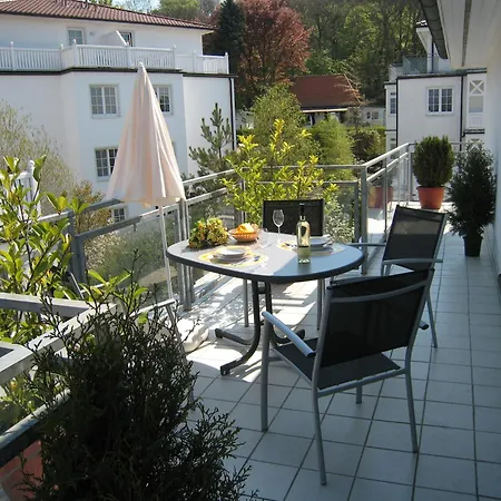 Dornbusch, Penthouse 9 *